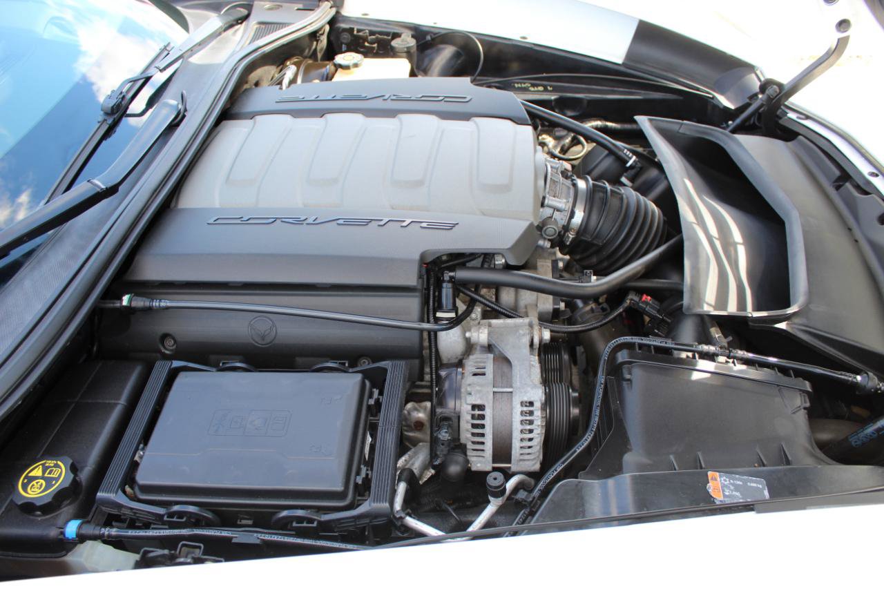 Used 2016 Chevrolet Corvette Stingray Coupe w/ 2LT Preferred Equipment Group RWD image 23