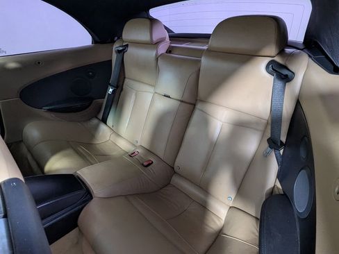 Used 2010 BMW 650i Convertible image 25