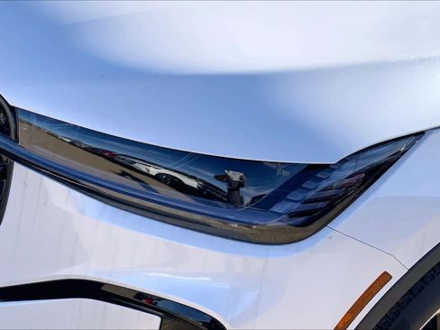 New 2026 Lincoln Nautilus Premier w/ Jet Appearance Package image 13