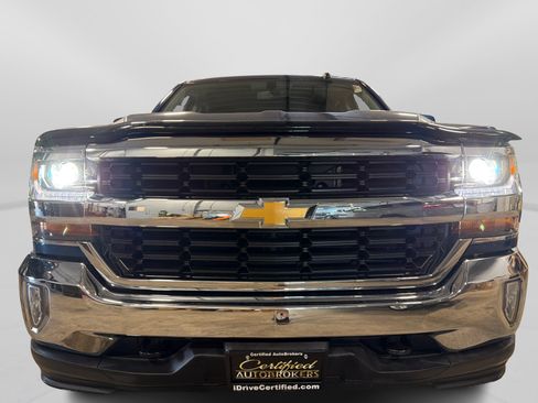 Used 2018 Chevrolet Silverado 1500 LT w/ All Star Edition AWD/4WD image 10