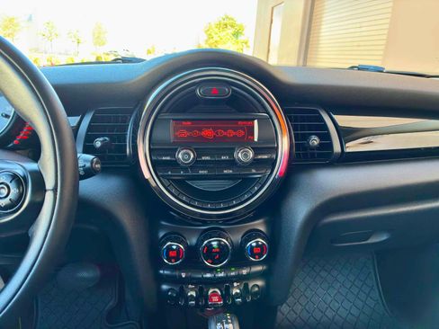Used 2015 MINI Cooper S FWD image 21