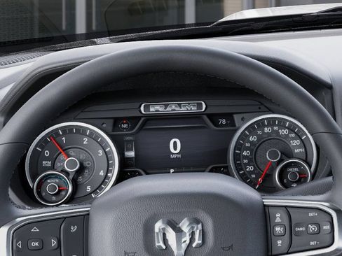 New 2026 RAM 2500 Tradesman AWD/4WD image 17