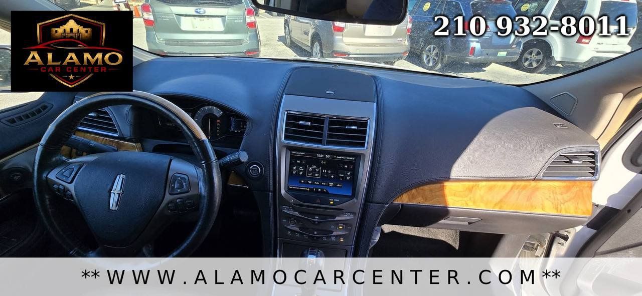 Used 2012 Lincoln MKX AWD image 17