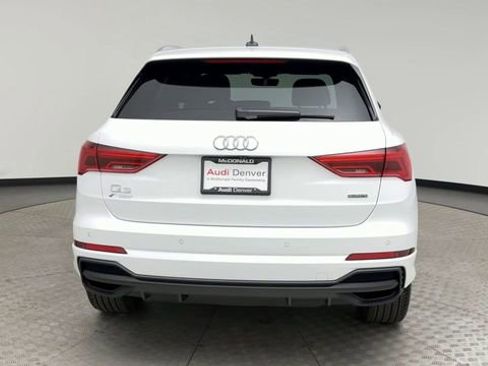 Used 2025 Audi Q3 2.0T Premium w/ Convenience Package image 3