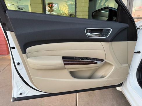 Used 2020 Acura TLX image 18