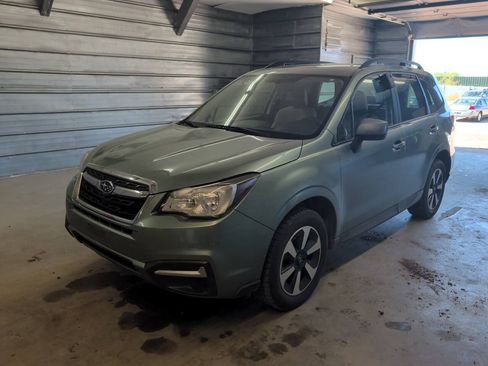 Used 2017 Subaru Forester 2.5i Premium w/ All-Weather Package AWD/4WD image 1