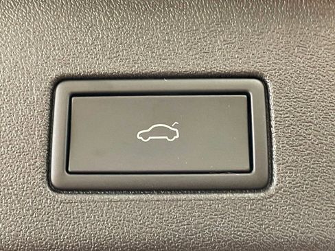 Used 2024 Volkswagen ID.4 Pro S image 21