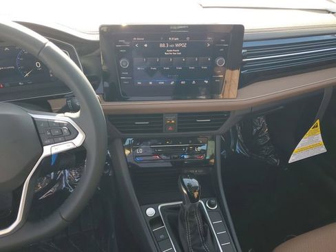 New 2026 Volkswagen Jetta SEL FWD image 21