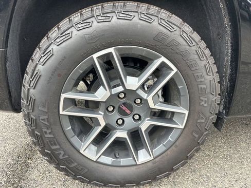 New 2026 GMC Terrain AT4 w/ Convenience Package III AWD/4WD image 5