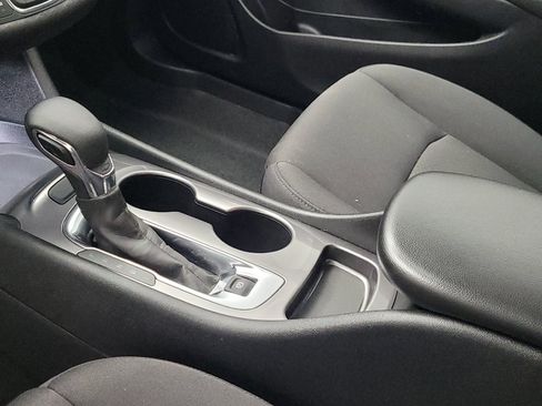 Used 2025 Chevrolet Malibu LS FWD image 26