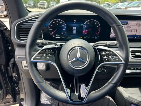 Used 2025 Mercedes-Benz GLE 350 4MATIC w/ AMG Line Exterior image 15