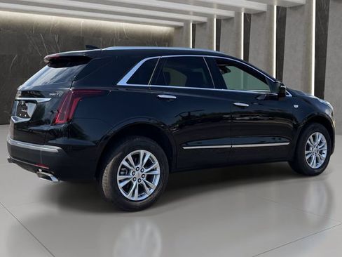 Used 2025 Cadillac XT5 Luxury FWD image 6