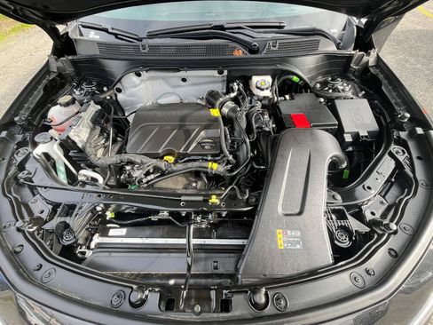 Used 2025 Buick Envista Sport Touring image 30