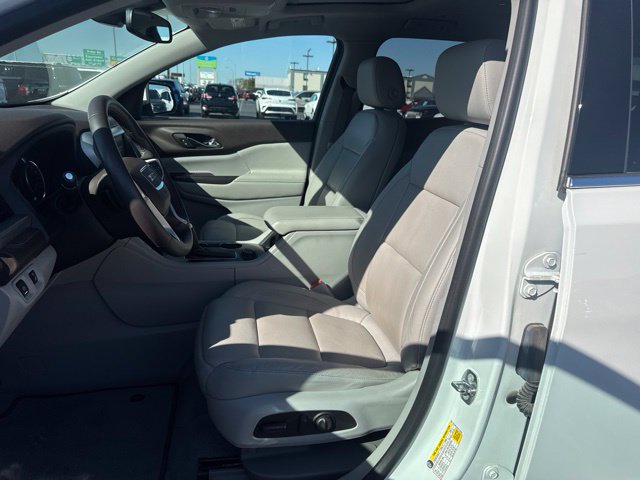 Used 2017 GMC Acadia SLT FWD image 19