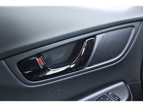 Used 2018 Hyundai Kona Ultimate FWD image 23