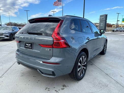 Used 2023 Volvo XC60 B5 Plus image 21