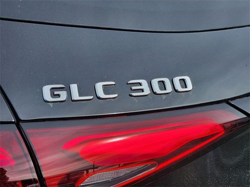 New 2026 Mercedes-Benz GLC 300 4MATIC image 14