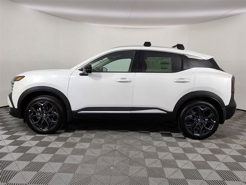 New 2026 Nissan Kicks SR w/ SR Premium Package image 2