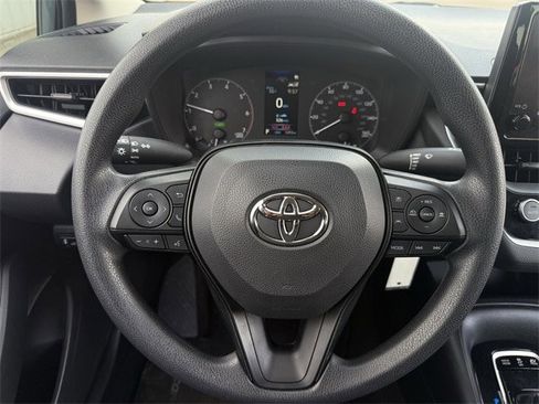 Used 2025 Toyota Corolla LE image 13