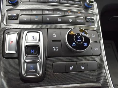 Used 2023 Hyundai Santa Fe SEL AWD/4WD image 35