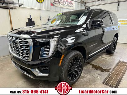 Used 2025 GMC Yukon Denali w/ Sun & Power Step Package