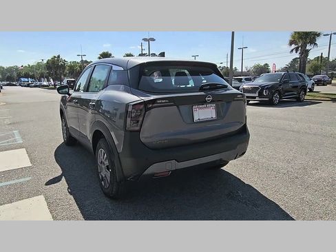 New 2026 Nissan Kicks S FWD image 29