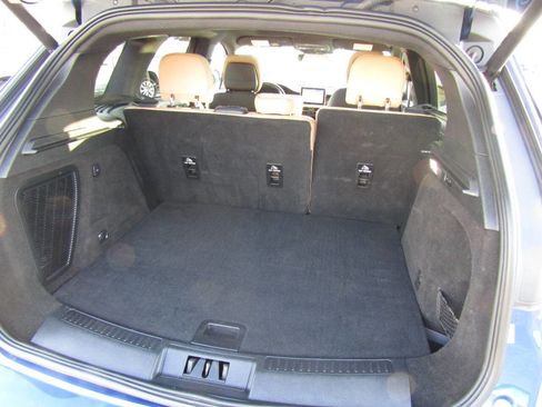 Used 2020 Lincoln Corsair Reserve w/ Equipment Group 201A image 24