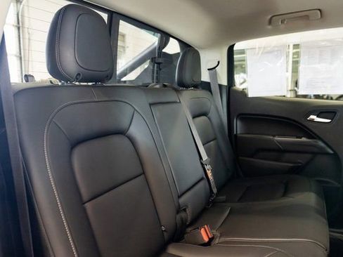 Used 2019 Chevrolet Colorado ZR2 w/ ZR2 Dusk Special Edition image 31