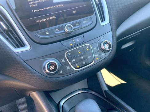 Certified 2024 Chevrolet Malibu LT image 32