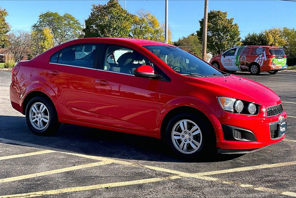 Used 2014 Chevrolet Sonic LT w/ Advanced Safety Package FWD image 39
