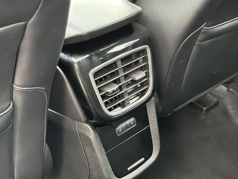 Used 2023 Lincoln Nautilus Reserve AWD/4WD image 26