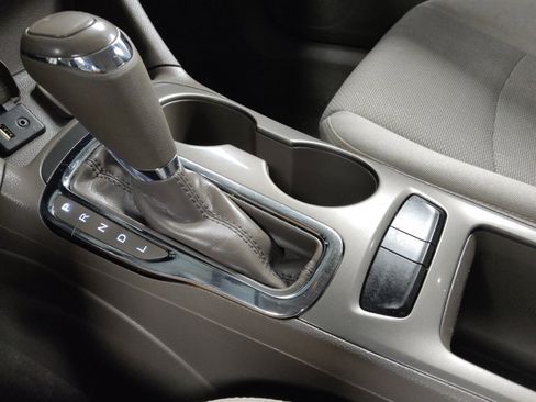 Used 2018 Chevrolet Cruze LT image 26