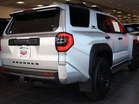 Used 2026 Toyota 4Runner TRD Off-Road Premium w/ Tow Technology Package AWD/4WD image 3