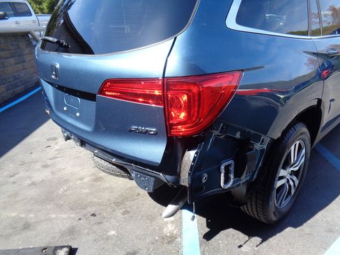 Used 2016 Honda Pilot EX image 3