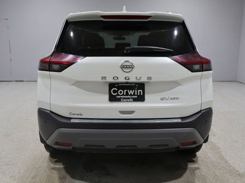 Used 2023 Nissan Rogue SV w/ SV Premium Package AWD/4WD image 16