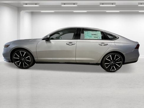 New 2025 Honda Accord Touring image 6