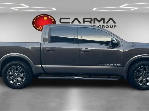 Used 2019 Nissan Titan Platinum Reserve RWD image 6