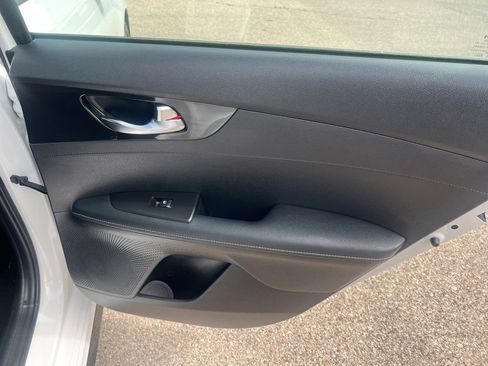 Used 2022 Kia Forte GT-Line w/ GT-Line Technology Package FWD image 15