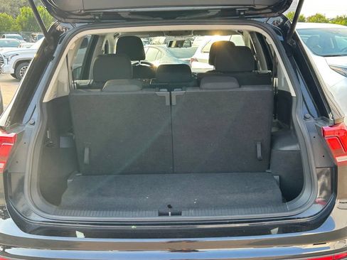 Used 2020 Volkswagen Tiguan S FWD image 13