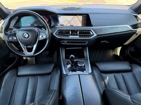Used 2022 BMW X5 xDrive40i AWD/4WD image 2