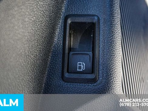 Used 2024 Volkswagen Taos S image 49