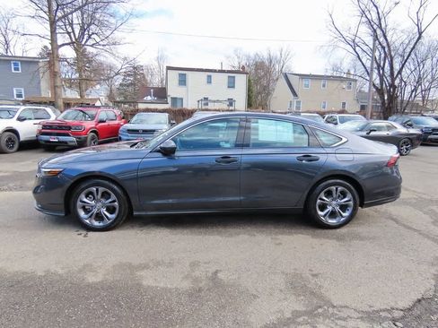 Used 2024 Honda Accord EX image 3