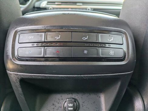 Used 2023 Hyundai Palisade SE w/ Cargo Package FWD image 17