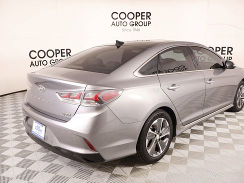 Used 2018 Hyundai Sonata Limited image 21