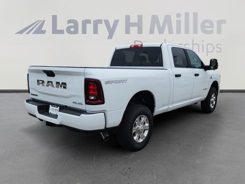 New 2025 RAM 2500 Big Horn image 6
