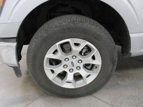 Used 2023 Ford F150 XLT image 14