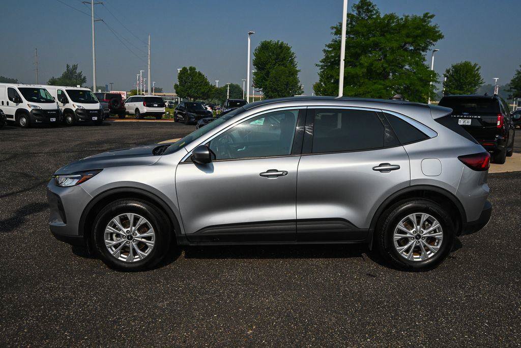 Certified 2023 Ford Escape Active w/ Tech Pack #2 AWD/4WD image 10