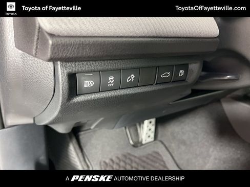 New 2026 Toyota Camry SE FWD image 27