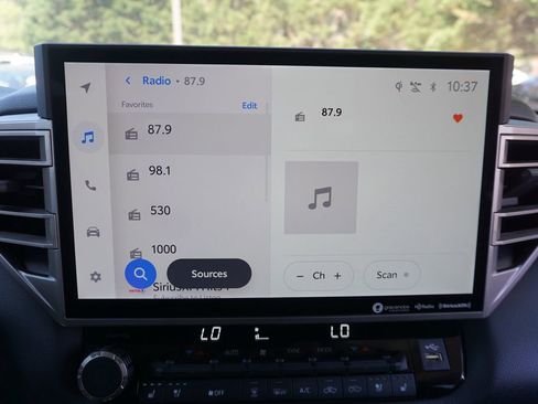 Used 2023 Toyota Tundra Limited w/ Power Package image 11