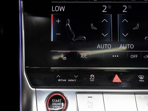 Used 2022 Audi S6 Prestige w/ Prestige Package image 35